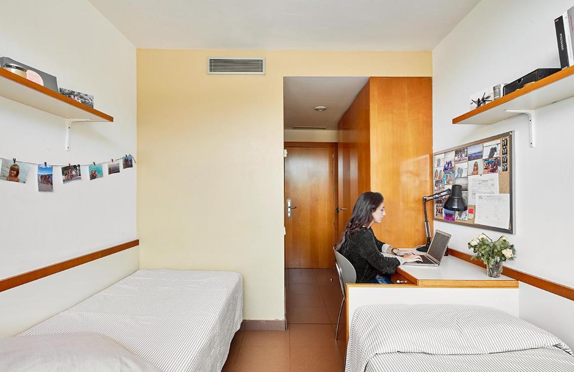 Residencia Universitaria Sarria Appartement Barcelona Buitenkant foto